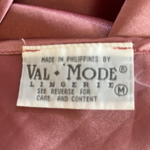 Vintage Beautiful Val Mode Lingerie - Picture 5 of 6
